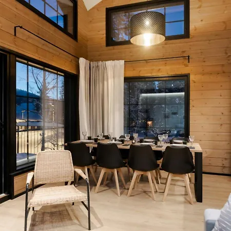 Spacious For 9 With Sauna Apartment